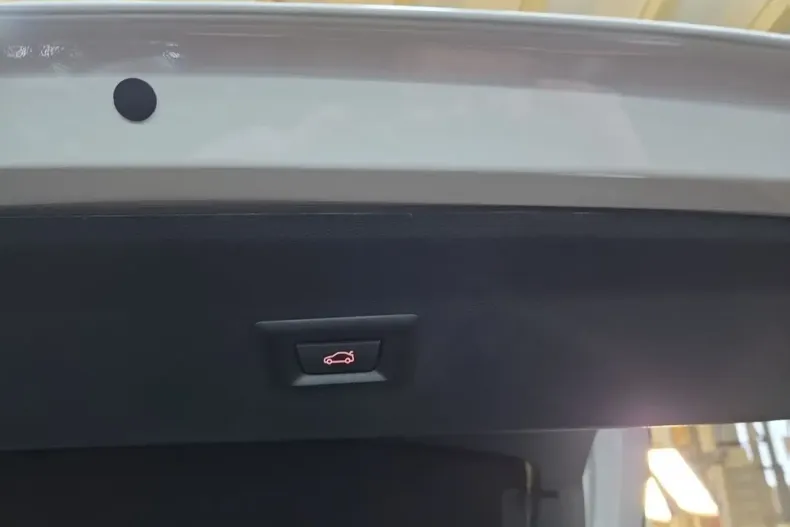 BMW X4 (Seria X) din 2025 cu 12.564 km - oferta BMW188636 - foto 13