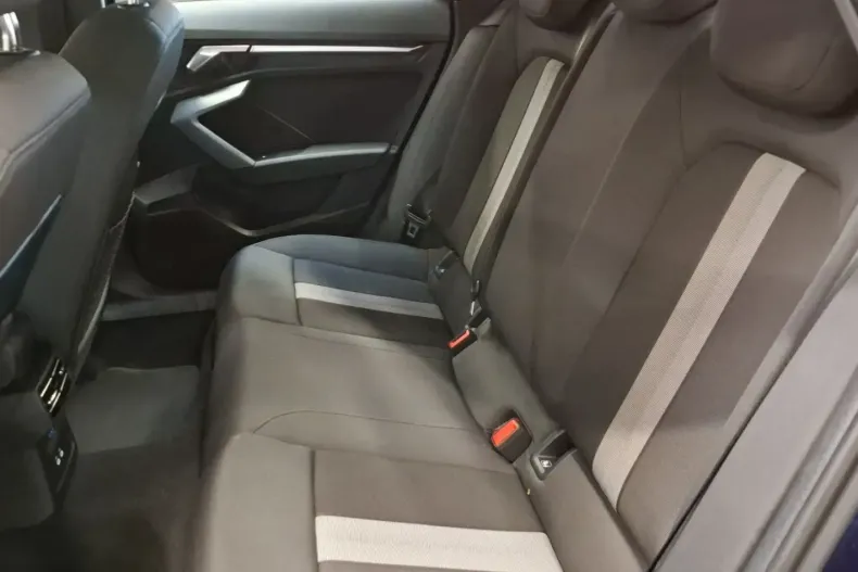 Audi A3 din 2025 cu 42.088 km - oferta AUD188645 - foto 14