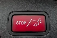 Mercedes-Benz GLA din 2020 cu 84.036 km - oferta MER188652 - foto 23