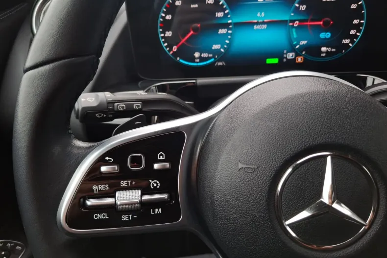 Mercedes-Benz GLA din 2020 cu 84.036 km - oferta MER188652 - foto 27