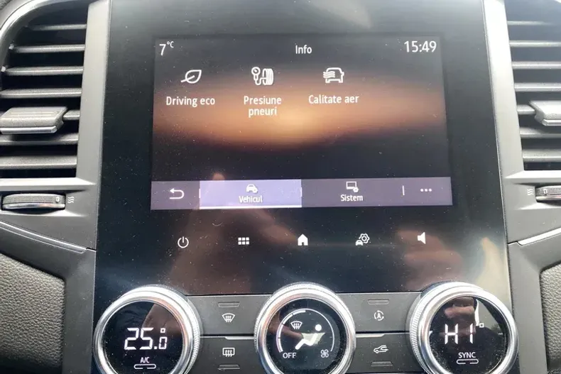 Renault Megane din 2024 cu 45.960 km - oferta REN188653 - foto 13