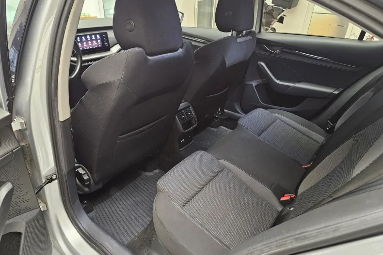 Skoda Octavia din 2021 cu 110.700 km - oferta SKO188654 - foto 11