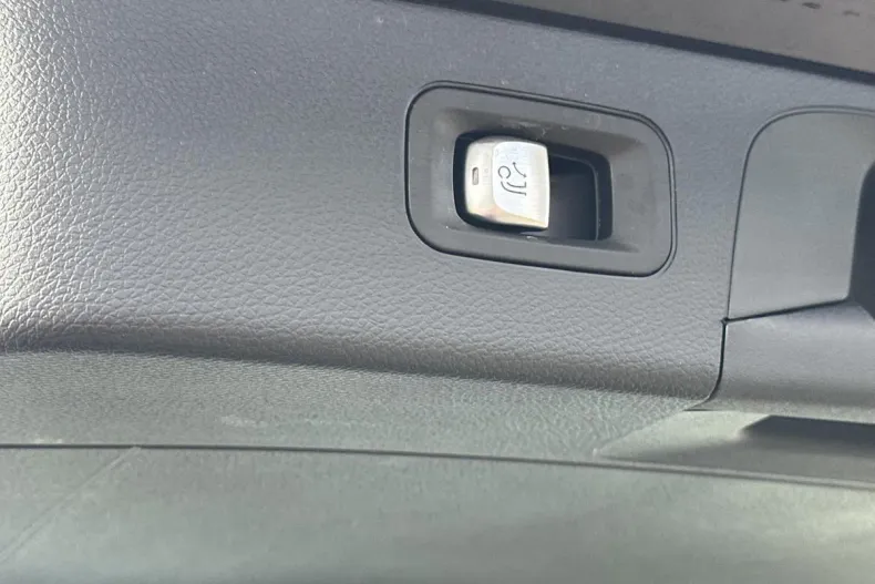 Mercedes-Benz GLC din 2021 cu 66.616 km - oferta MER188655 - foto 18