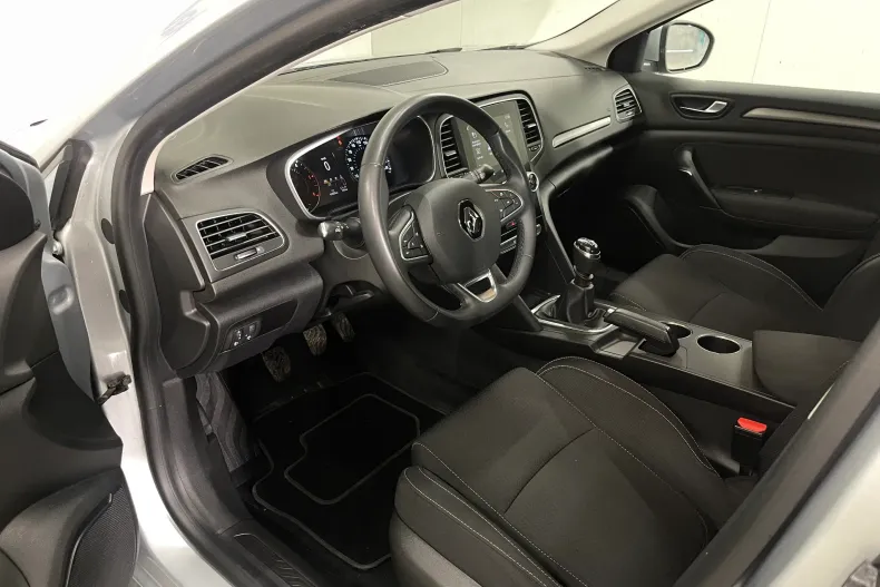 Renault Megane din 2022 cu 61.455 km - oferta REN188662 - foto 5