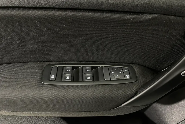 Renault Megane din 2022 cu 61.455 km - oferta REN188662 - foto 17