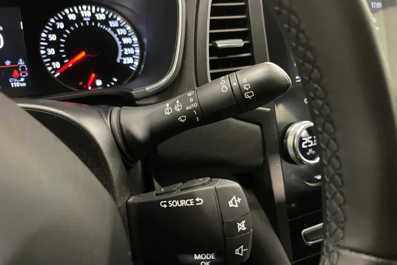 Renault Megane din 2022 cu 61.455 km - oferta REN188662 - foto 20