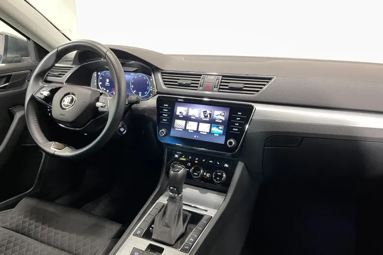 Skoda Superb din 2022 cu 132.400 km - oferta SKO188664 - foto 8