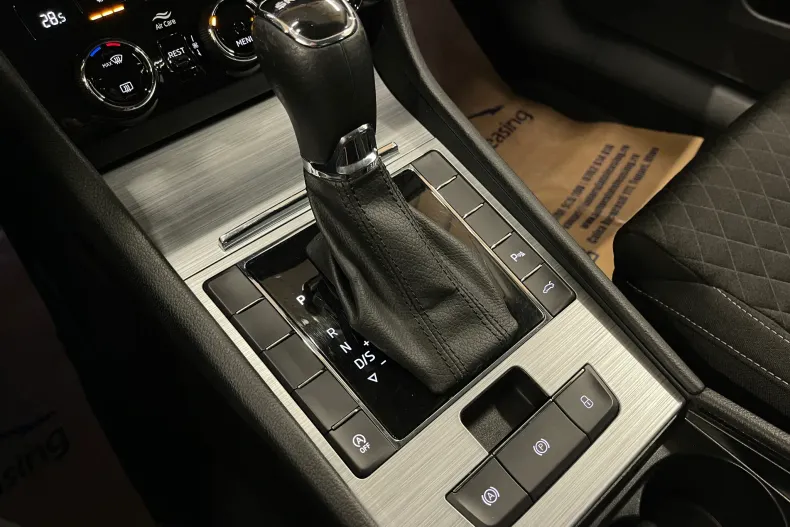 Skoda Superb din 2022 cu 132.400 km - oferta SKO188664 - foto 24