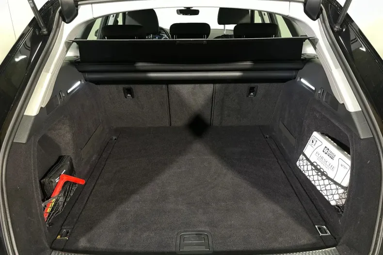 Audi A4 din 2021 cu 112.951 km - oferta AUD188668 - foto 12