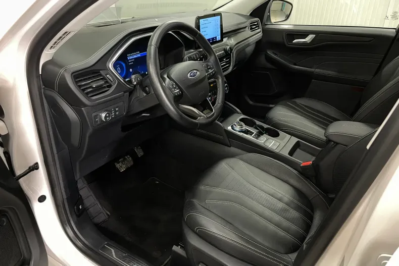 Ford Kuga din 2021 cu 136.970 km - oferta FOR188670 - foto 5