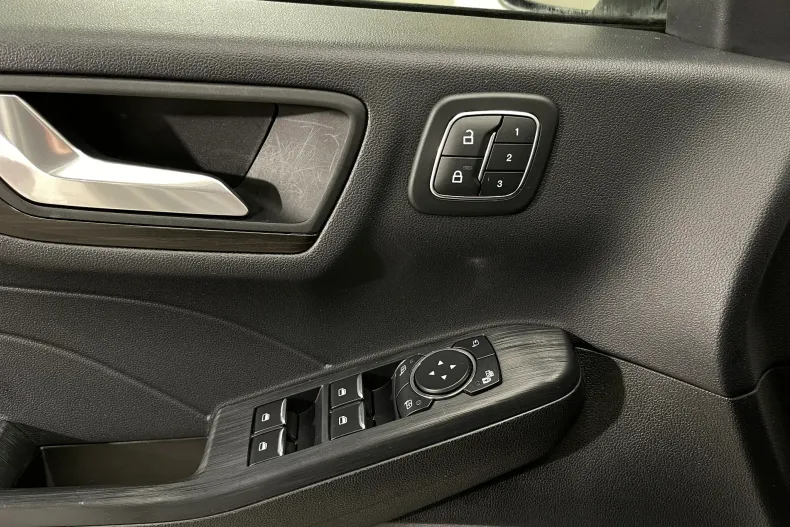 Ford Kuga din 2021 cu 136.970 km - oferta FOR188670 - foto 25