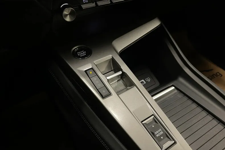 Peugeot 308 din 2023 cu 119.901 km - oferta PEU188671 - foto 29