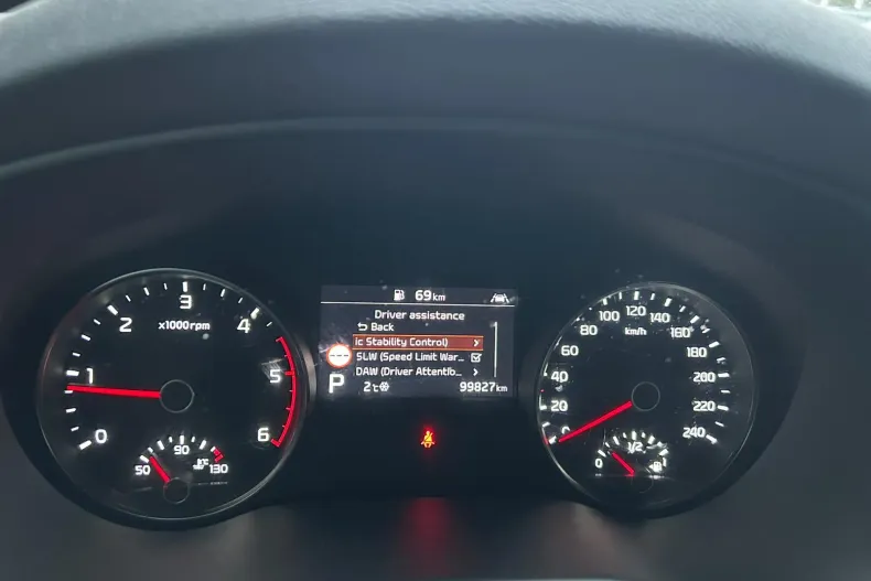 Kia Sportage din 2021 cu 99.800 km - oferta KIA188681 - foto 26