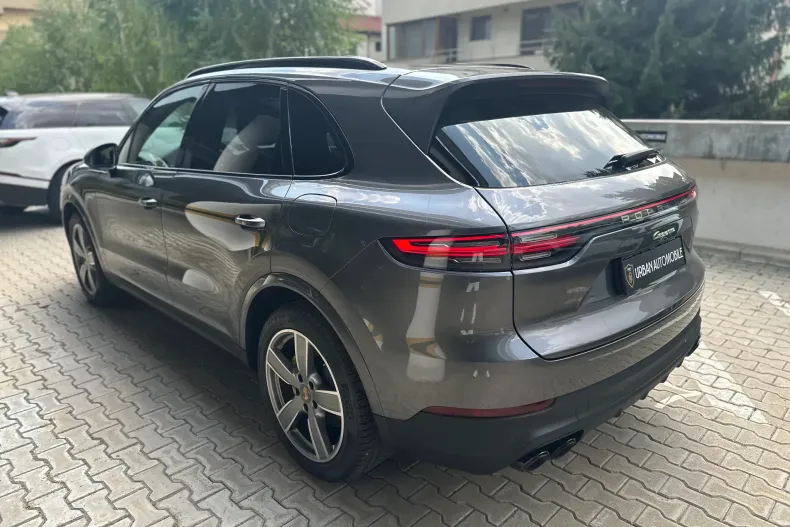 Porsche Cayenne din 2022 cu 53.900 km - oferta POR188685 - foto 6