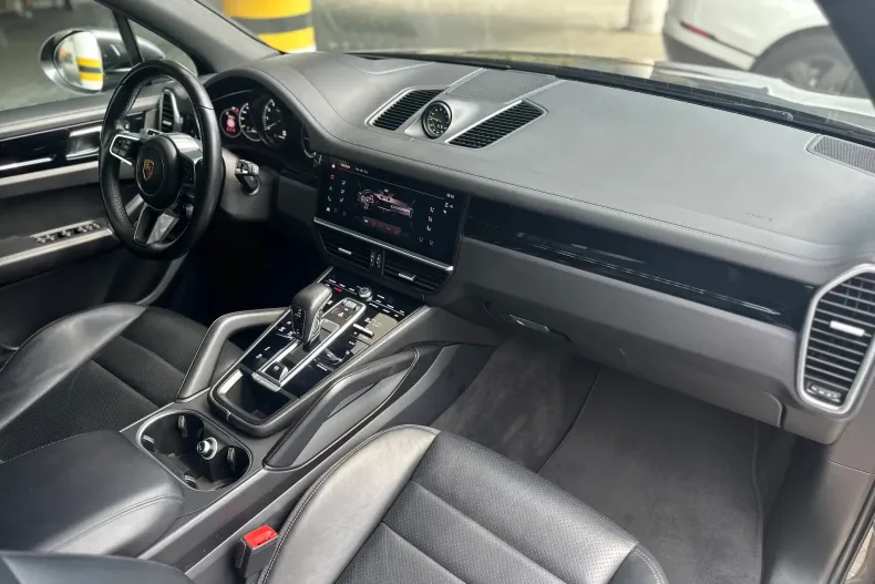 Porsche Cayenne din 2022 cu 53.900 km - oferta POR188685 - foto 10