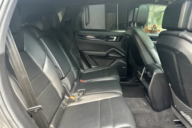 Porsche Cayenne din 2022 cu 53.900 km - oferta POR188685 - foto 11