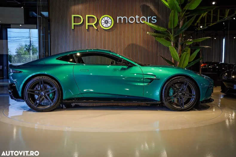 Aston Martin V8 Vantage din 2024 cu 11.600 km - oferta AST188708 - foto 3
