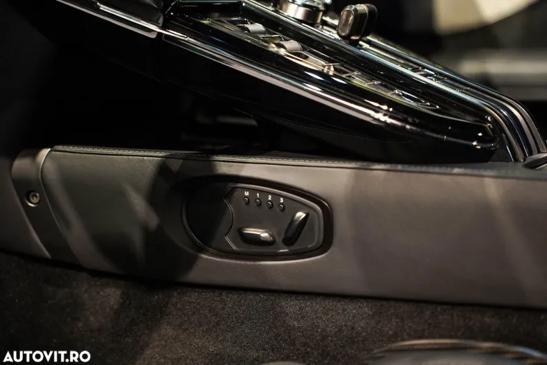 Aston Martin V8 Vantage din 2024 cu 11.600 km - oferta AST188708 - foto 20