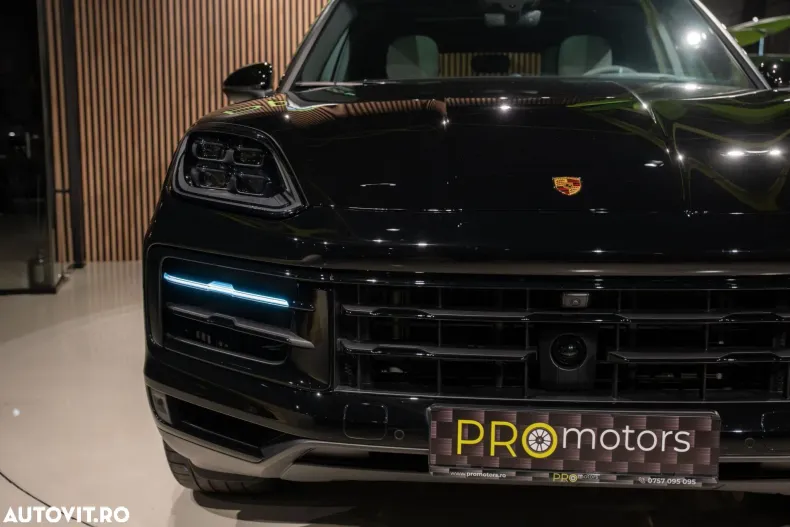Porsche Cayenne din 2024 cu 23.801 km - oferta POR188711 - foto 9