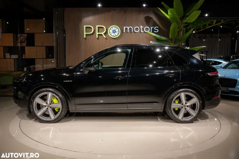 Porsche Cayenne din 2024 cu 23.801 km - oferta POR188711 - foto 12