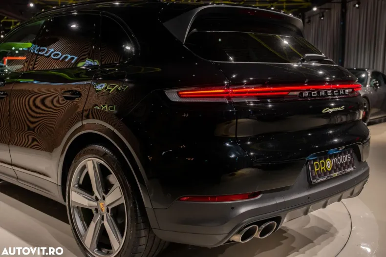 Porsche Cayenne din 2024 cu 23.801 km - oferta POR188711 - foto 20