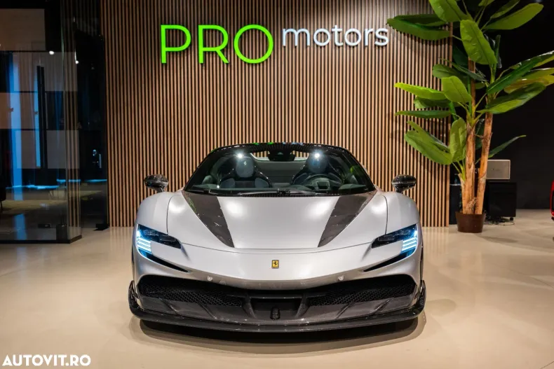 Ferrari SF90 Stradale din 2022 cu 4.400 km - oferta FER188713 - foto 6