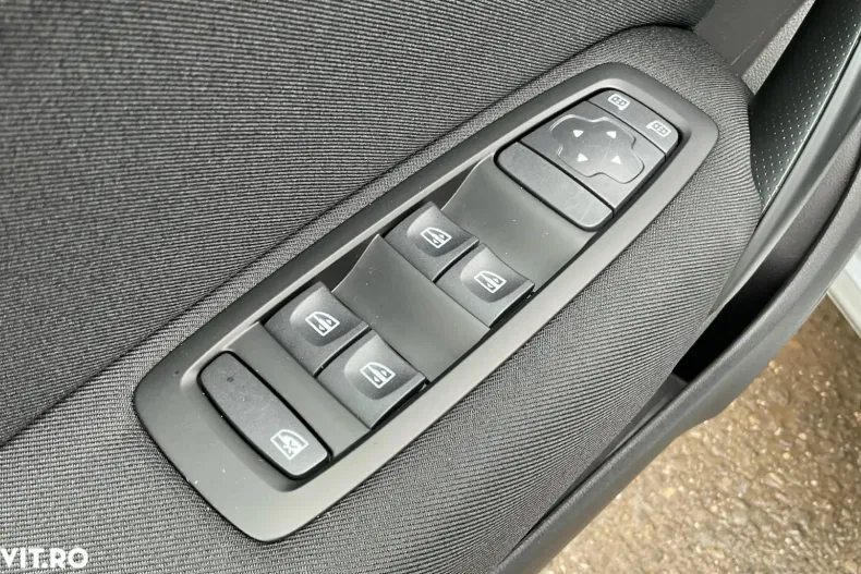 Renault Megane din 2022 cu 71.265 km - oferta REN188723 - foto 26