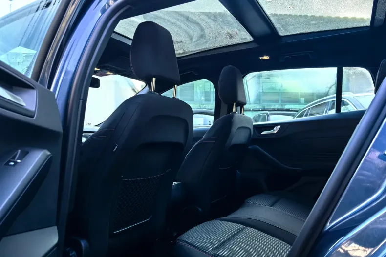 Ford Focus din 2022 cu 174.200 km - oferta FOR188724 - foto 7