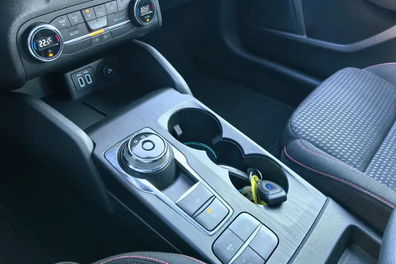 Ford Focus din 2022 cu 174.200 km - oferta FOR188724 - foto 16