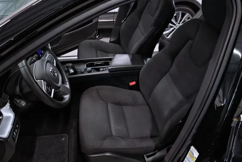 Volvo XC60 din 2021 cu 130.858 km - oferta VOL188725 - foto 8