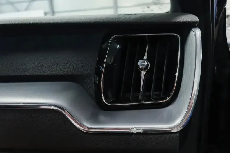 Volvo XC60 din 2020 cu 173.963 km - oferta VOL188728 - foto 13