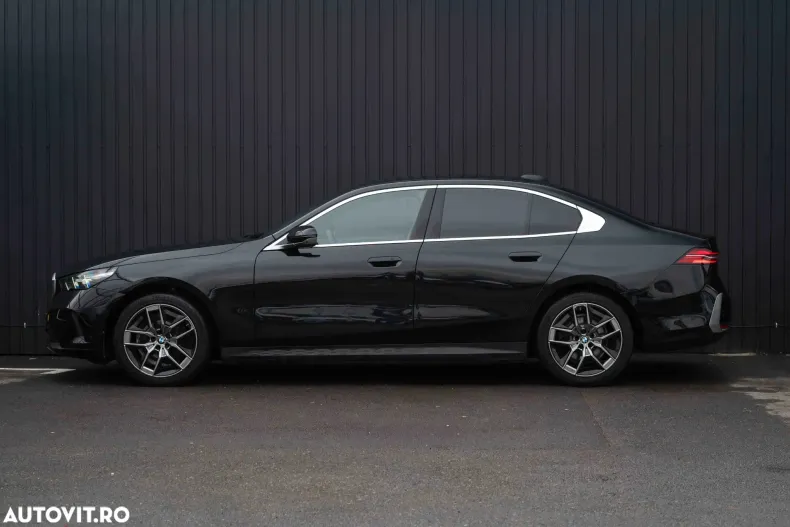 BMW Seria 5 din 2023 cu 110.232 km - oferta BMW188731 - foto 9