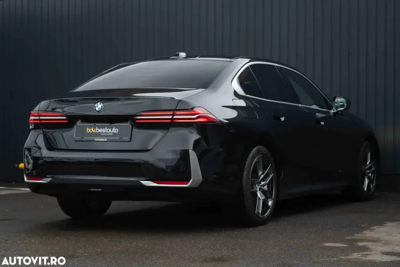 BMW Seria 5 din 2023 cu 110.232 km - oferta BMW188731 - foto 22