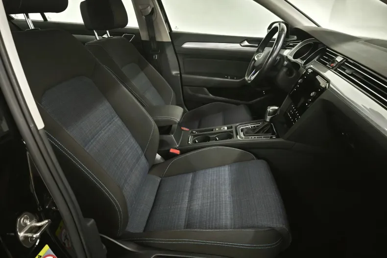 Volkswagen Passat din 2020 cu 100.000 km - oferta VOL188734 - foto 9