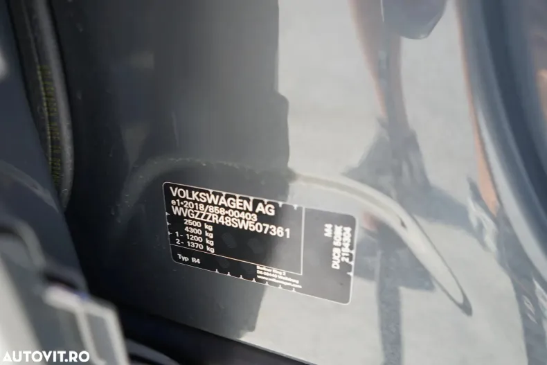 Volkswagen Tayron din 2025 cu 5.000 km - oferta VOL188754 - foto 9