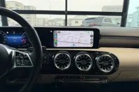 Mercedes-Benz A 200 (Clasa A) din 2023 cu 10.100 km - oferta MER188756 - foto 20