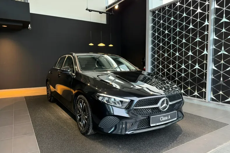 Mercedes-Benz A 180 (Clasa A) din 2025 cu 15 km - oferta MER188757 - foto 2