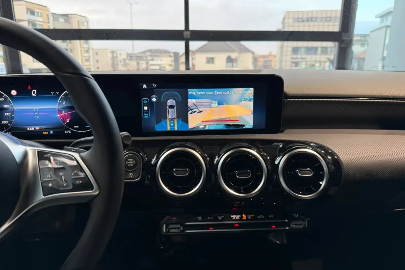 Mercedes-Benz A 180 (Clasa A) din 2025 cu 15 km - oferta MER188757 - foto 13