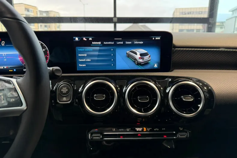 Mercedes-Benz A 180 (Clasa A) din 2025 cu 15 km - oferta MER188757 - foto 14