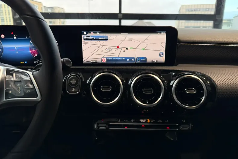 Mercedes-Benz A 180 (Clasa A) din 2025 cu 15 km - oferta MER188757 - foto 18