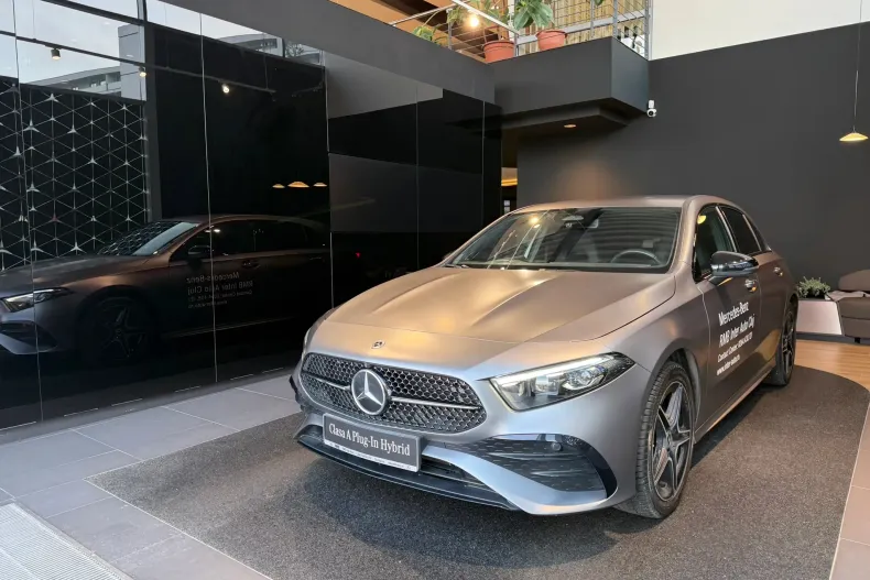 Mercedes-Benz A 250 (Clasa A) din 2023 cu 22.500 km - oferta MER188758 - foto 3