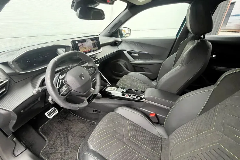 Peugeot 2008 din 2025 cu 10 km - oferta PEU188760 - foto 5