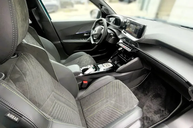 Peugeot 2008 din 2025 cu 10 km - oferta PEU188760 - foto 17