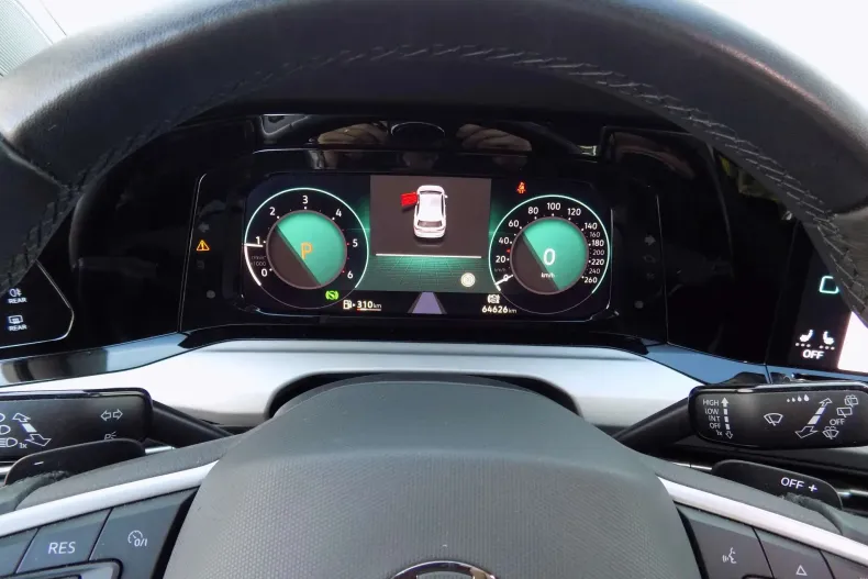 Volkswagen Golf din 2023 cu 64.623 km - oferta VOL188765 - foto 14