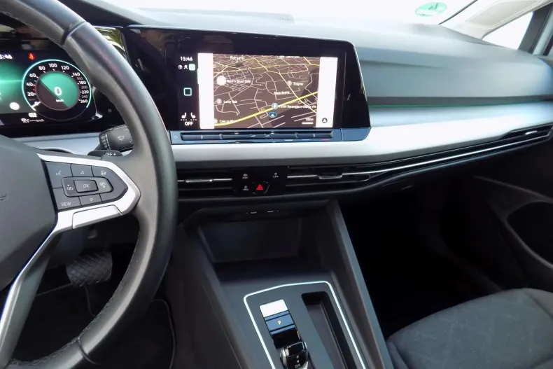 Volkswagen Golf din 2023 cu 64.623 km - oferta VOL188765 - foto 16