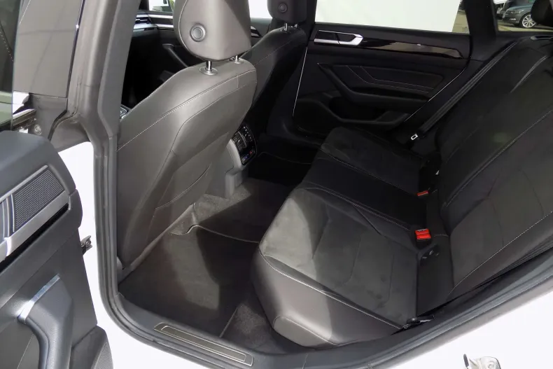 Volkswagen Arteon din 2021 cu 70.078 km - oferta VOL188767 - foto 25