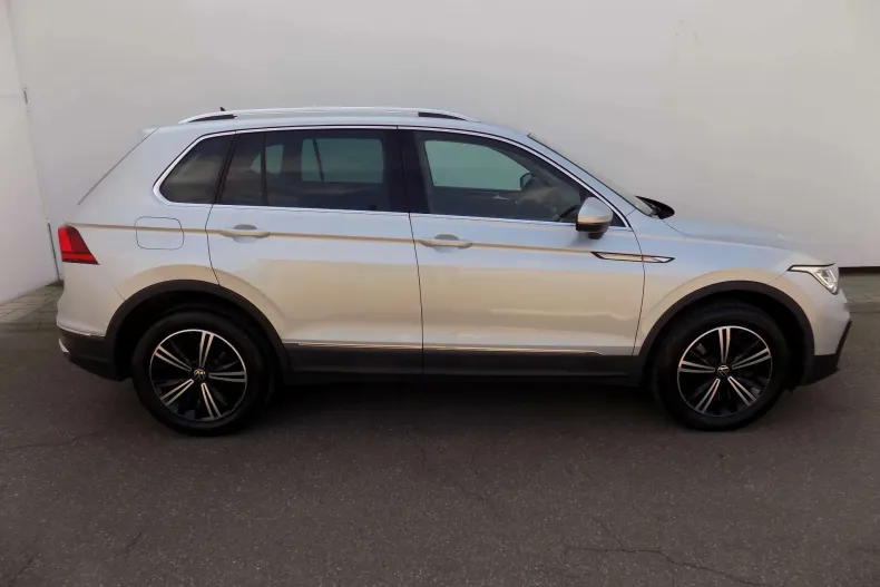 Volkswagen Tiguan din 2022 cu 107.879 km - oferta VOL188768 - foto 6
