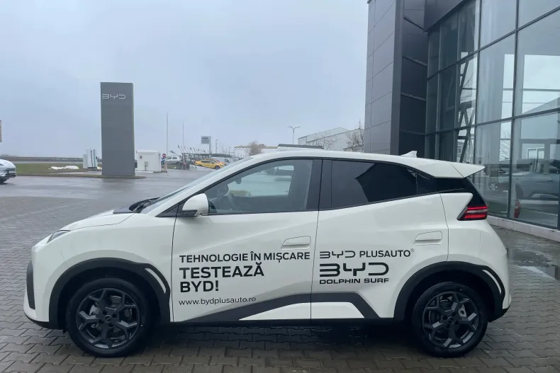 BYD DOLPHIN din 2025 cu 7.000 km - oferta BYD188769 - foto 6