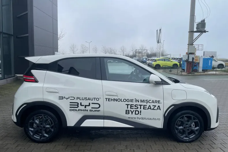 BYD DOLPHIN din 2025 cu 7.000 km - oferta BYD188769 - foto 10
