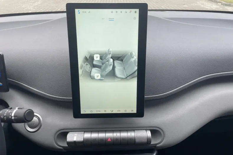 BYD DOLPHIN din 2025 cu 7.000 km - oferta BYD188769 - foto 16